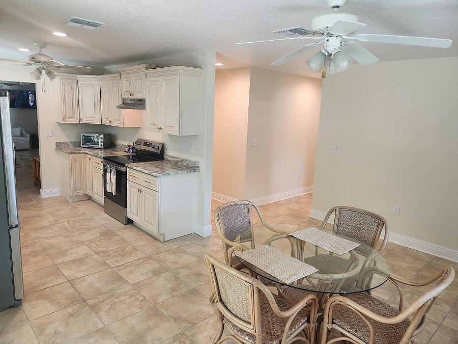 Furnished Finder property 996422_1 photo 13