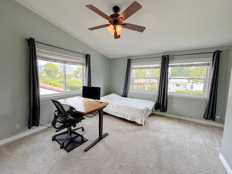 upstairs bed/office