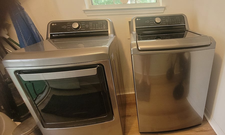 Laundry RoomSunrise Off the Lanai