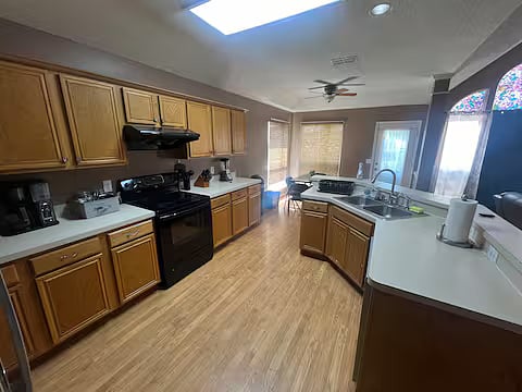 Furnished Finder property 996558_1 photo 6