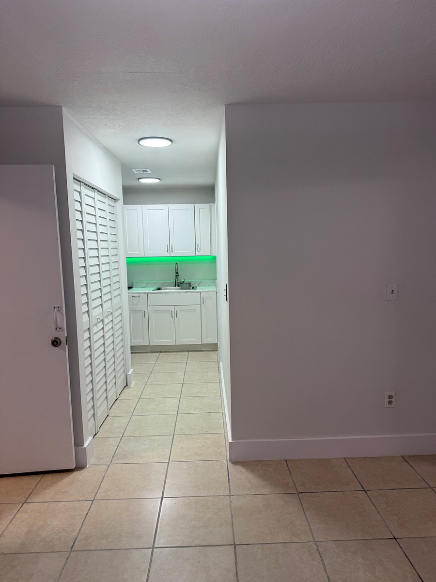 Furnished Finder property 996559_1 photo 3