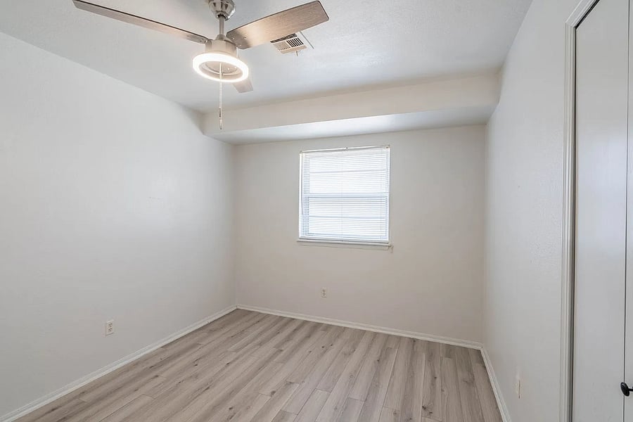 Furnished Finder property 996572_1 photo 15
