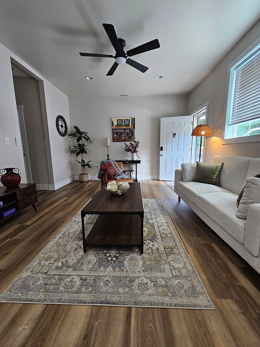 Furnished Finder property 996605_1 photo 24