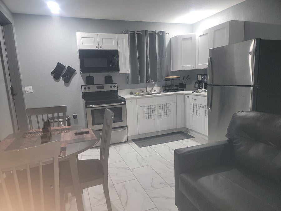 Furnished Finder property 996630_3 photo 6