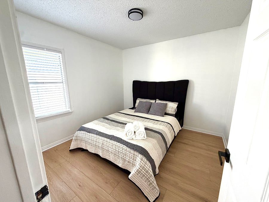 Furnished Finder property 996640_1 photo 7