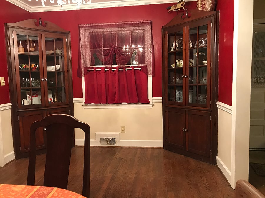 Dining room corner cabinets