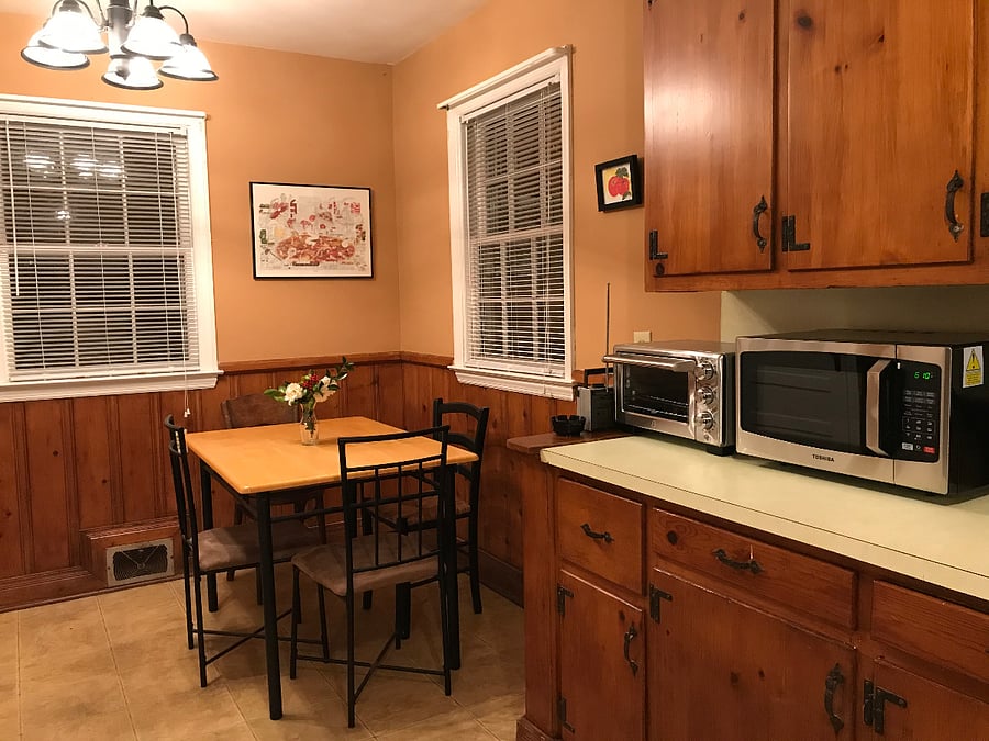 Kitchen nook