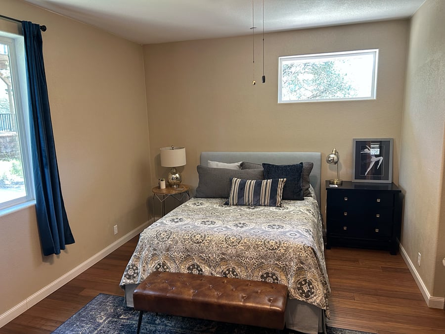 Master bedroom - Queen sized European Sleep Design bed