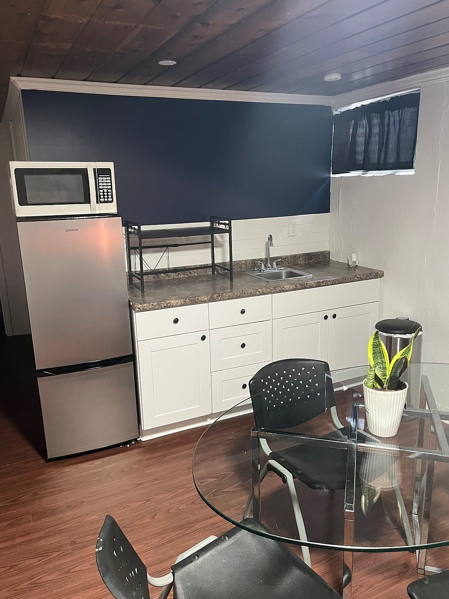 Basement kitchenette
Basement is like a separate quarters