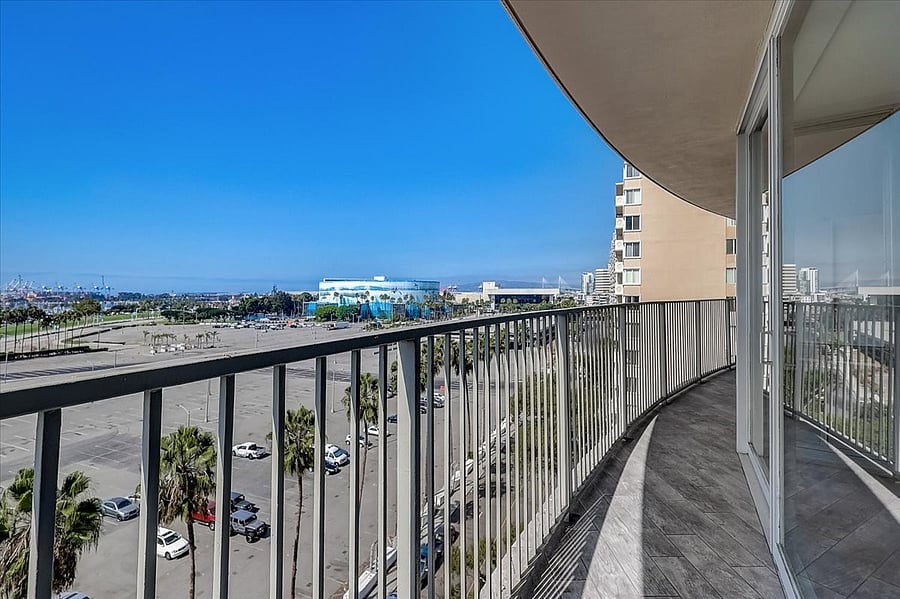 Round Balcony