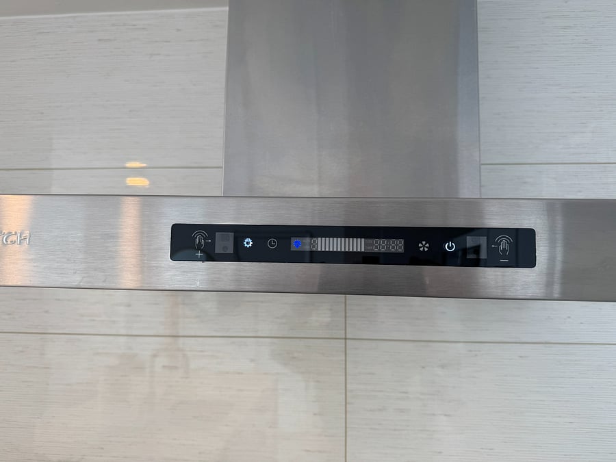 Controls of the stove exhaust