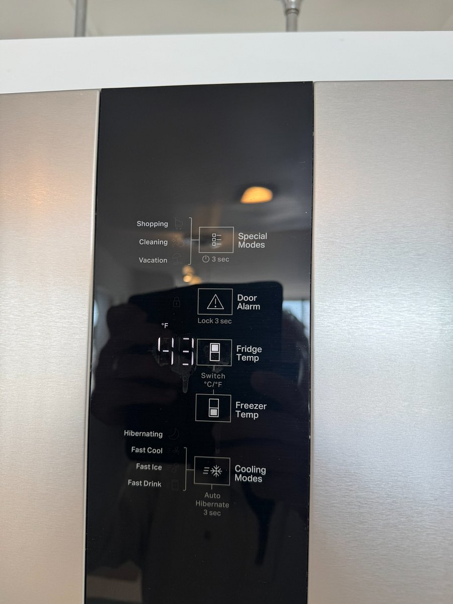 Refrigerator controls
