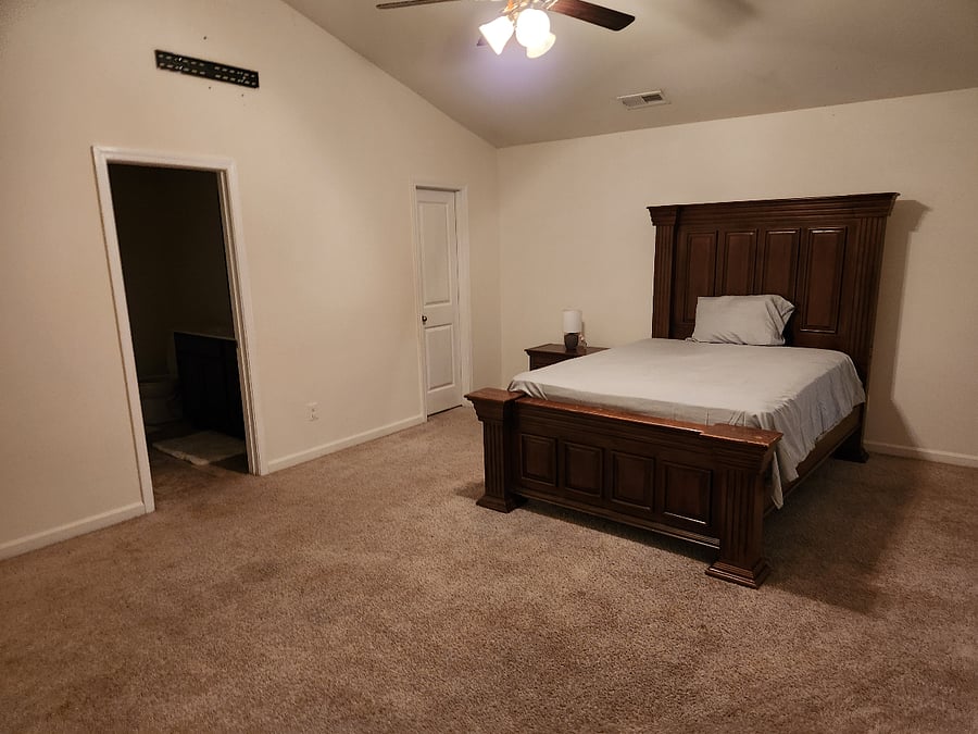 Furnished Finder property 996683_1 photo 4