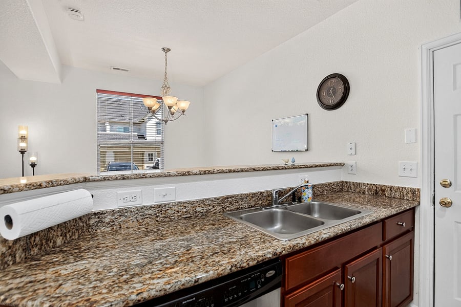 Furnished Finder property 996695_1 photo 12
