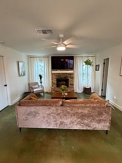 Furnished Finder property 996717_1 photo 3