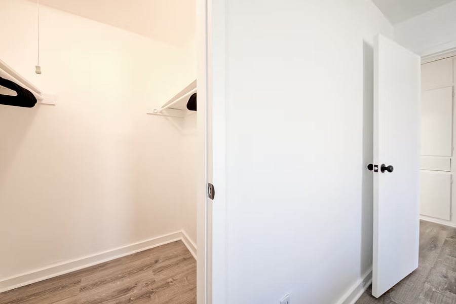 Furnished Finder property 996742_2 photo 15