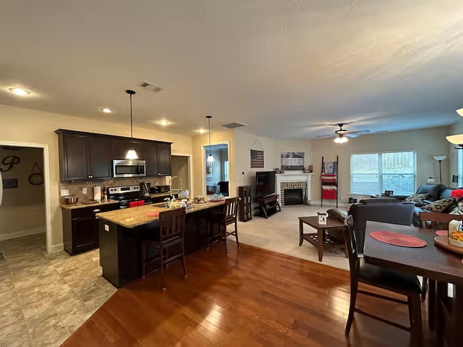 Furnished Finder property 996749_1 photo 16