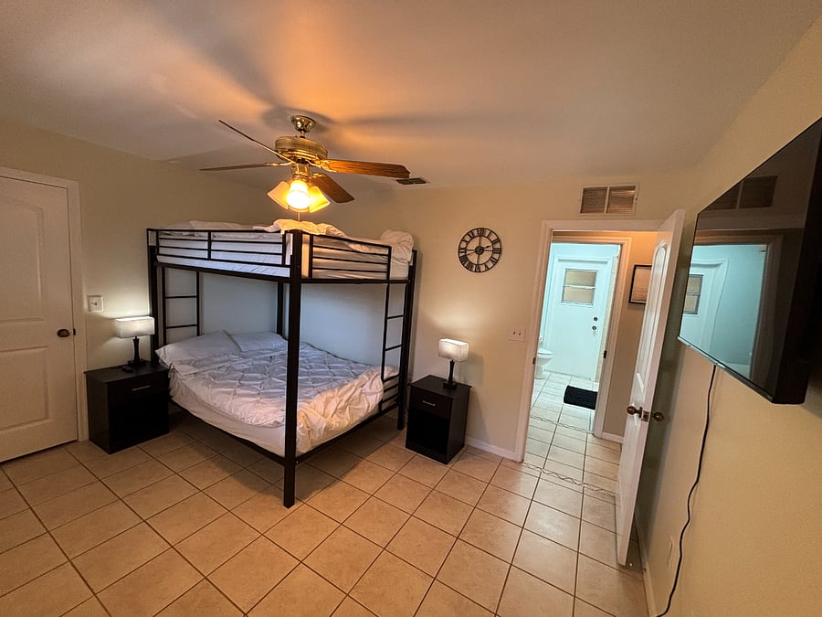 Furnished Finder property 996761_1 photo 12