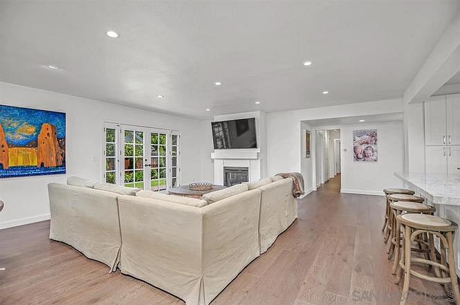 Furnished Finder property 996774_1 photo 8