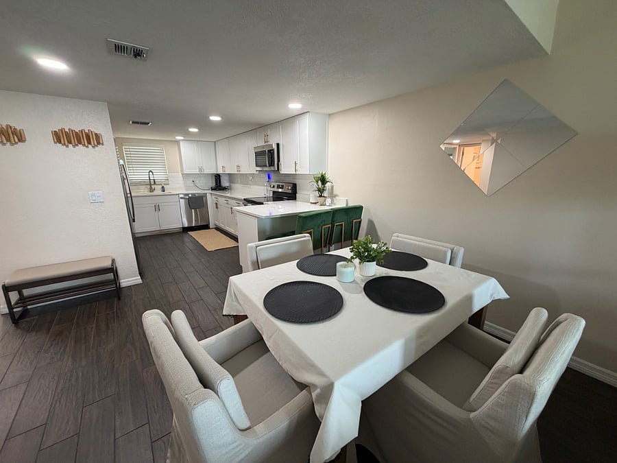 Furnished Finder property 996795_1 photo 7
