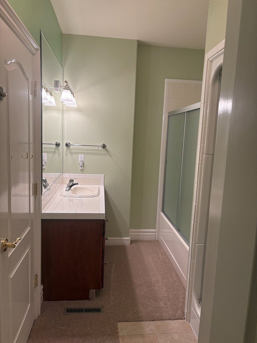 Furnished Finder property 996882_1 photo 9