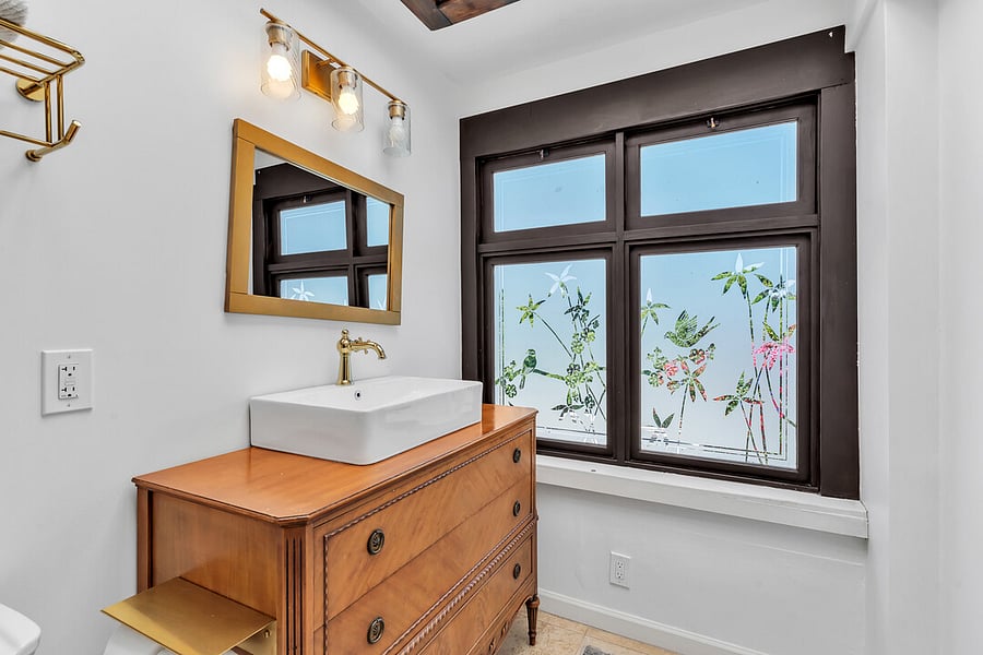 2nd floor bathroom with shower