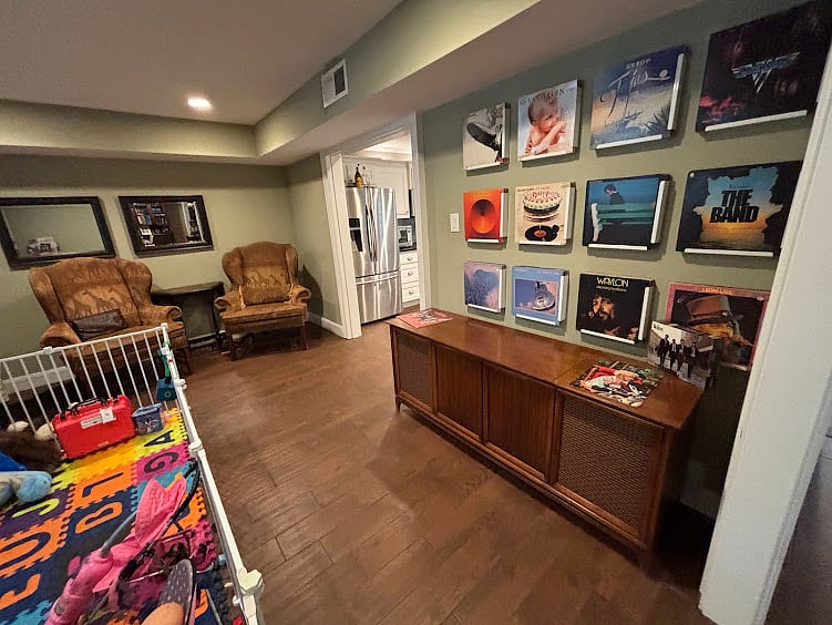 Play area for kids and record console