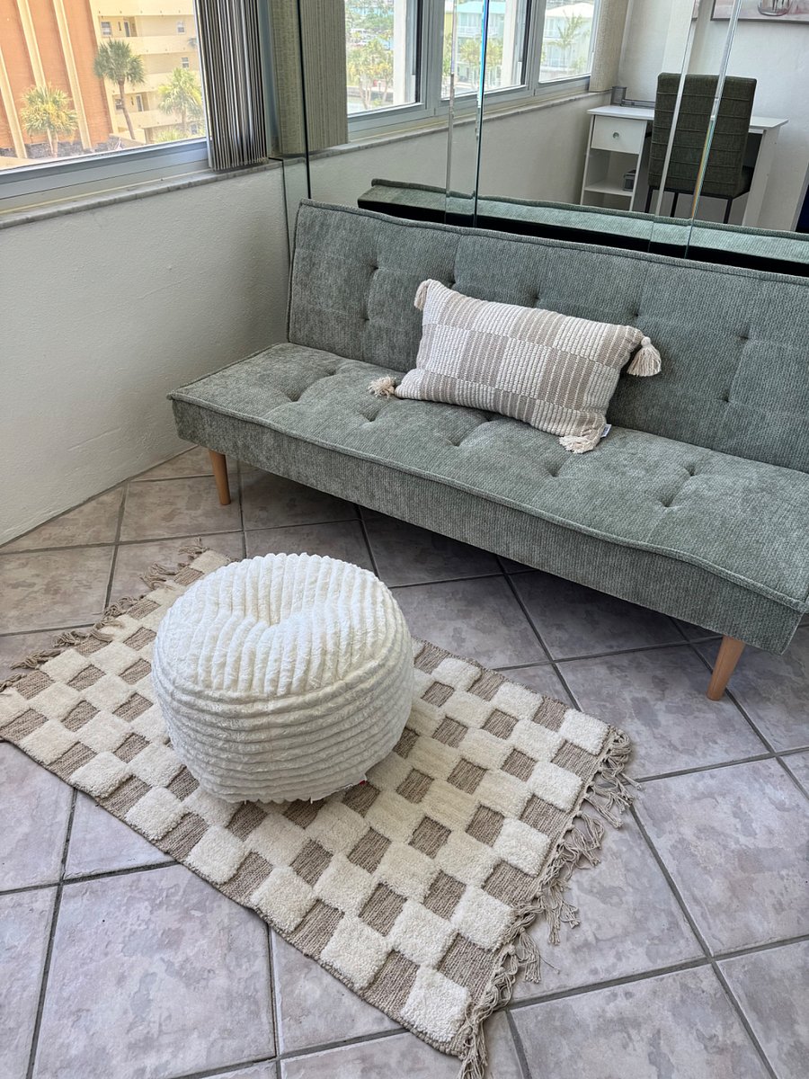 Sunroom with Beautiful Water view
Futon Couch