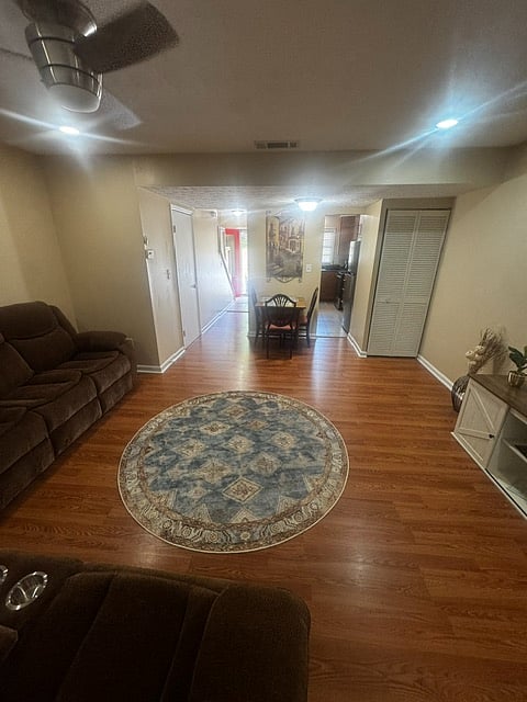 Furnished Finder property 996960_1 photo 3