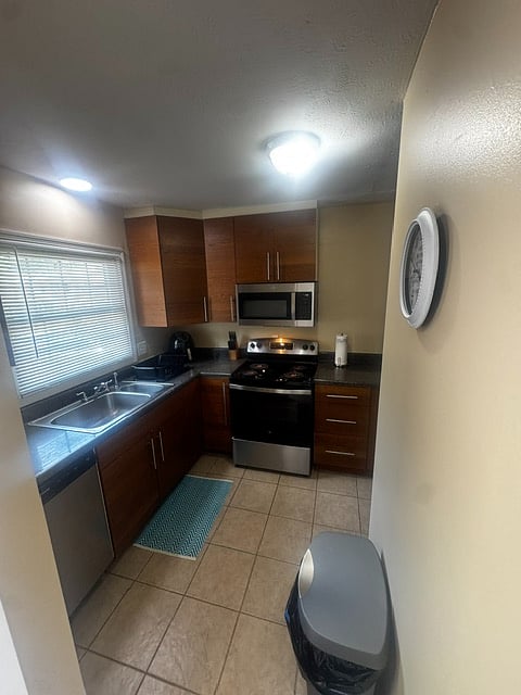 Furnished Finder property 996960_1 photo 5