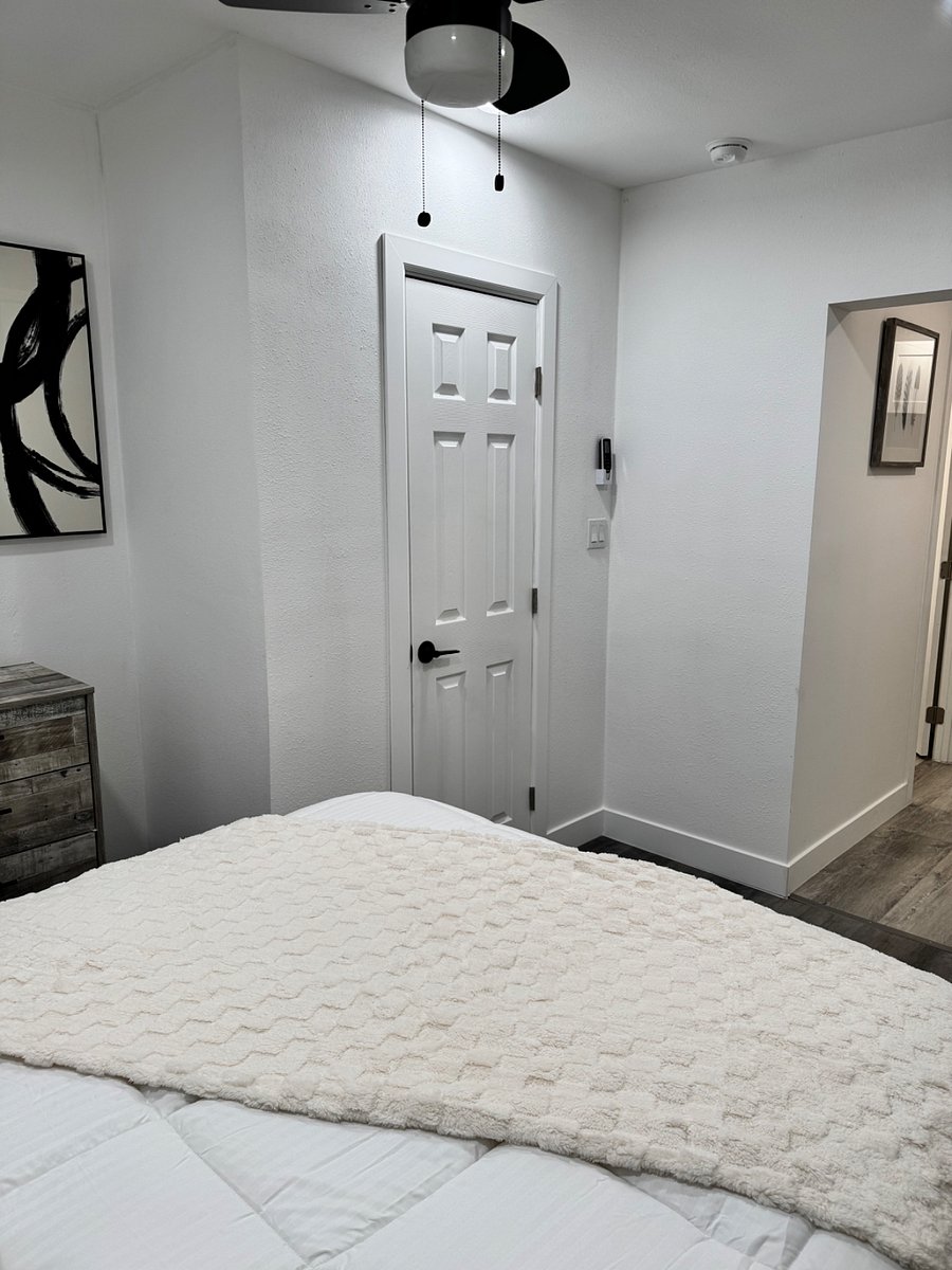 Furnished Finder property 996962_1 photo 9