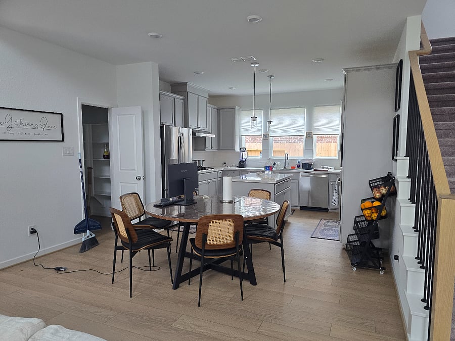 Furnished Finder property 996963_1 photo 7