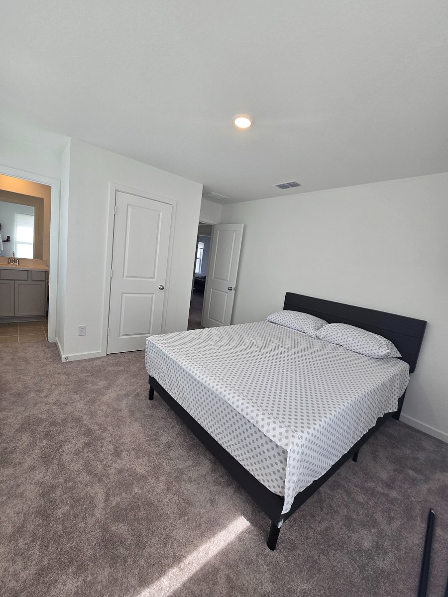 Furnished Finder property 996963_1 photo 8
