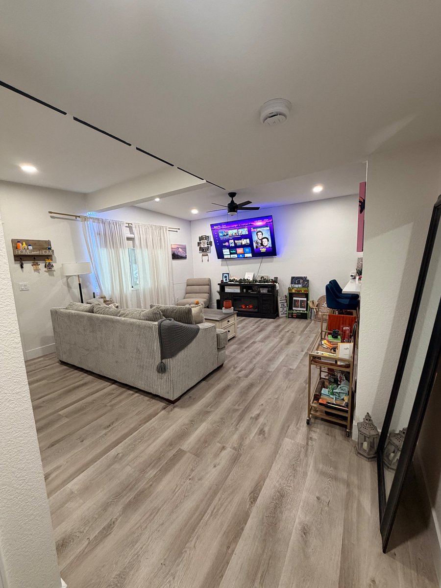Living Room (shared)
