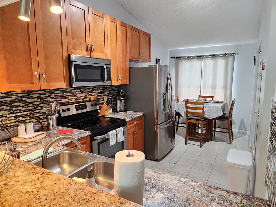 Furnished Finder property 996987_1 photo 6