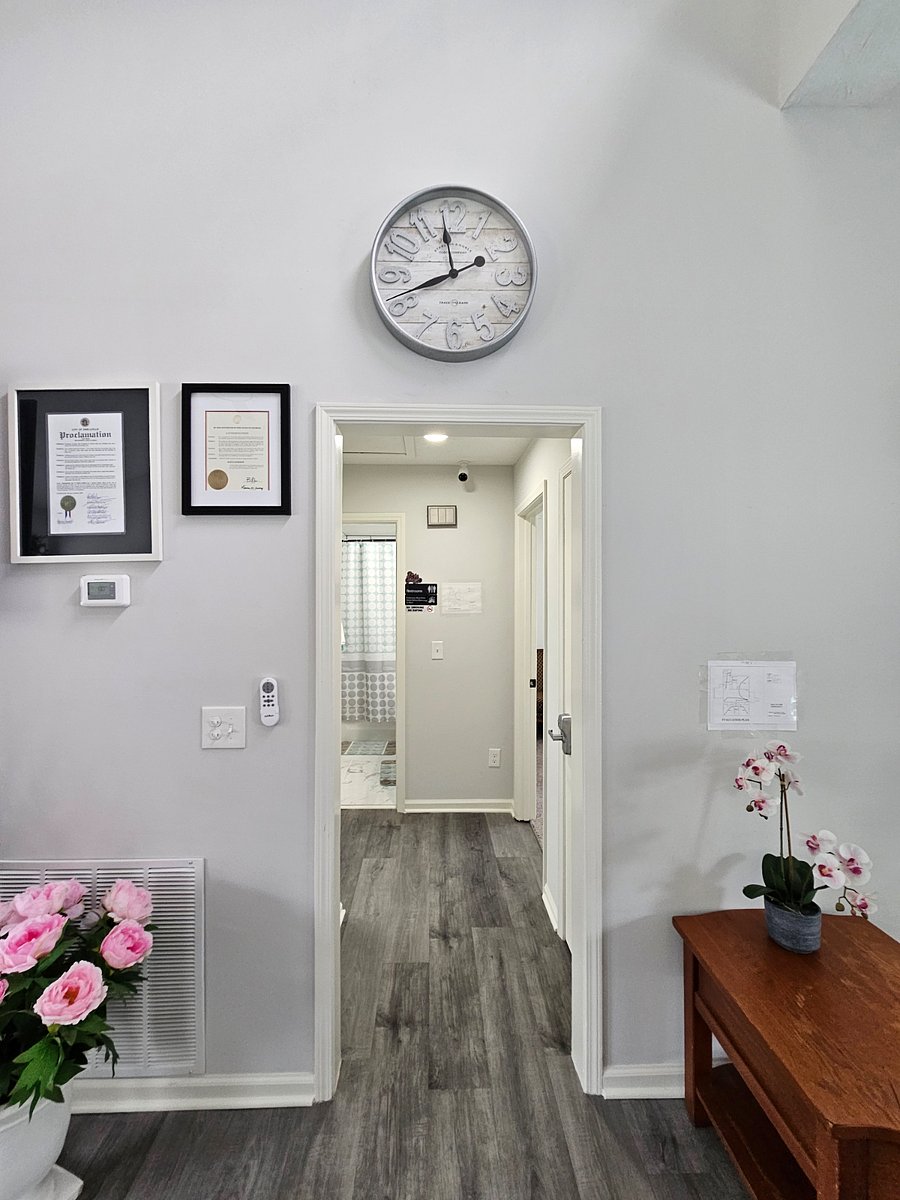 Entry hallway to bathroom and  Bedroom 2 & 3