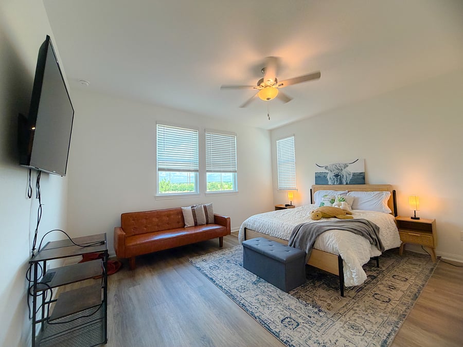 Master's bedroom 2/F