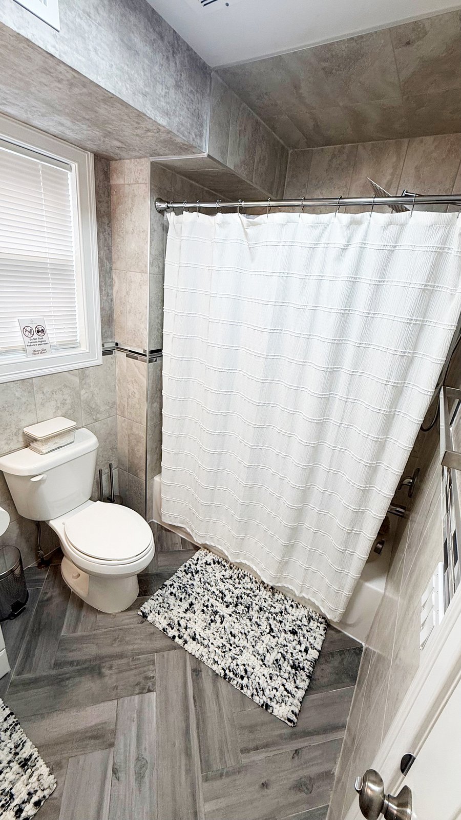 SHARED BATHROOM
