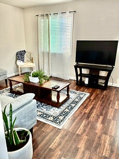 Furnished Finder property 997077_1 photo 3