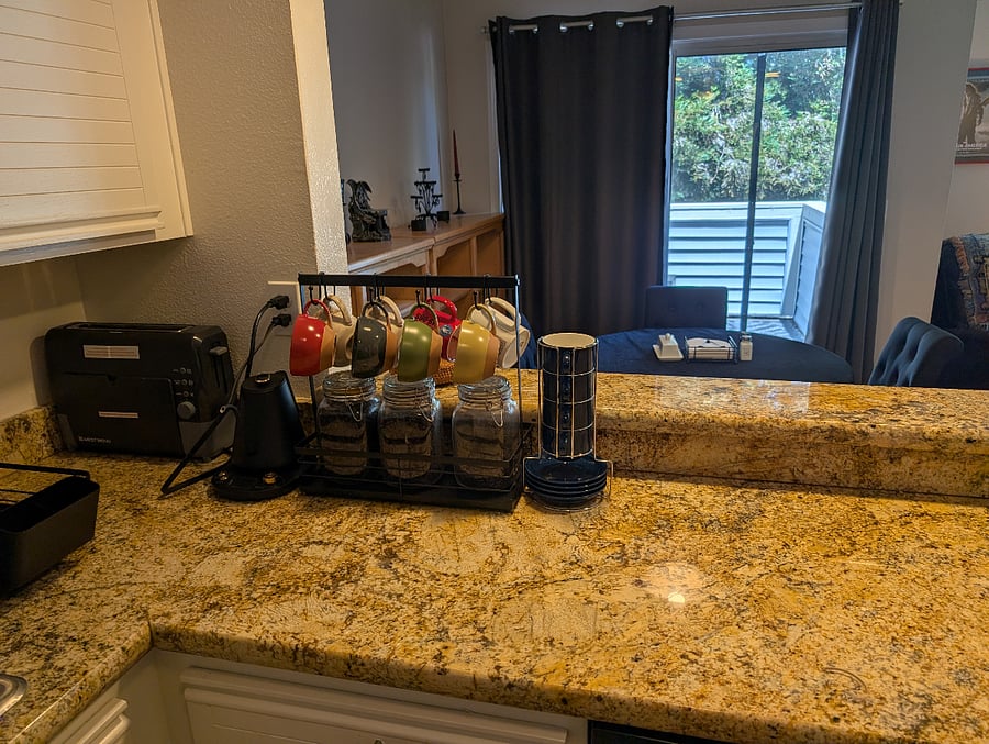 Toaster and coffee mugs