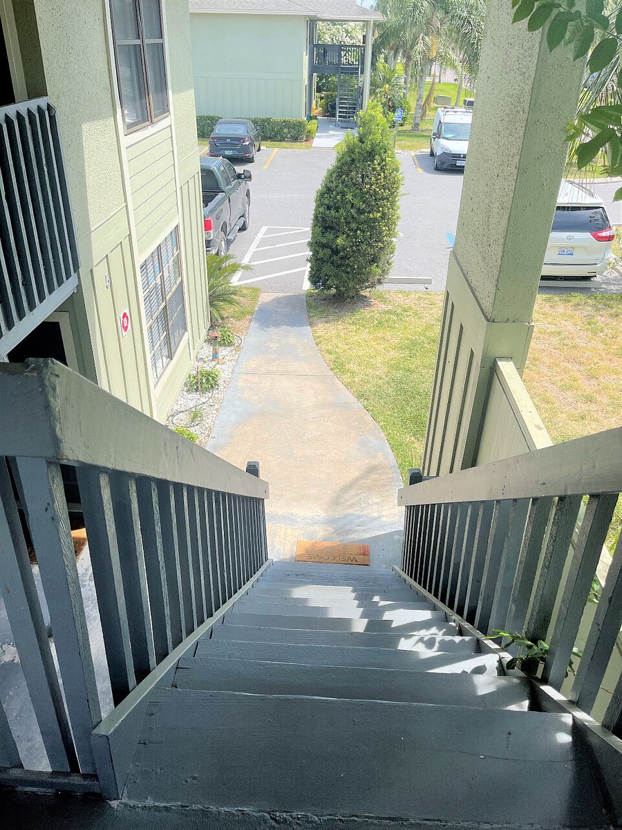 2 story steps. Sorry no elevator