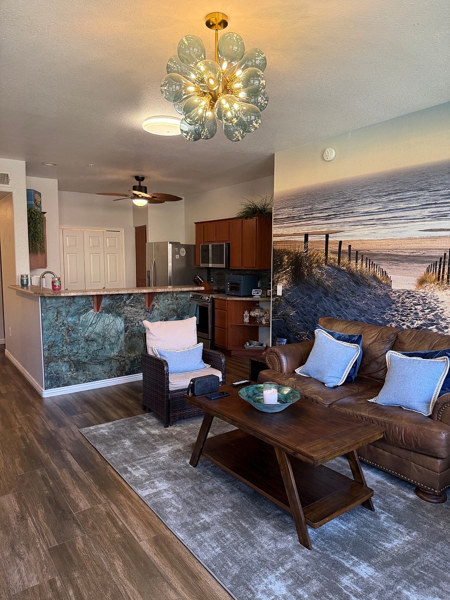 View toward kitchen/laundry