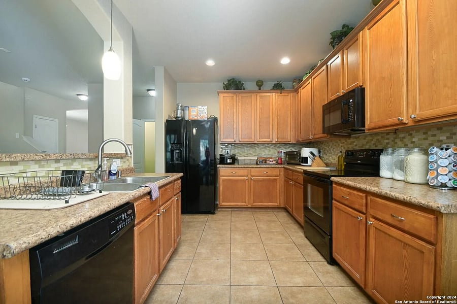 Furnished Finder property 997281_1 photo 5