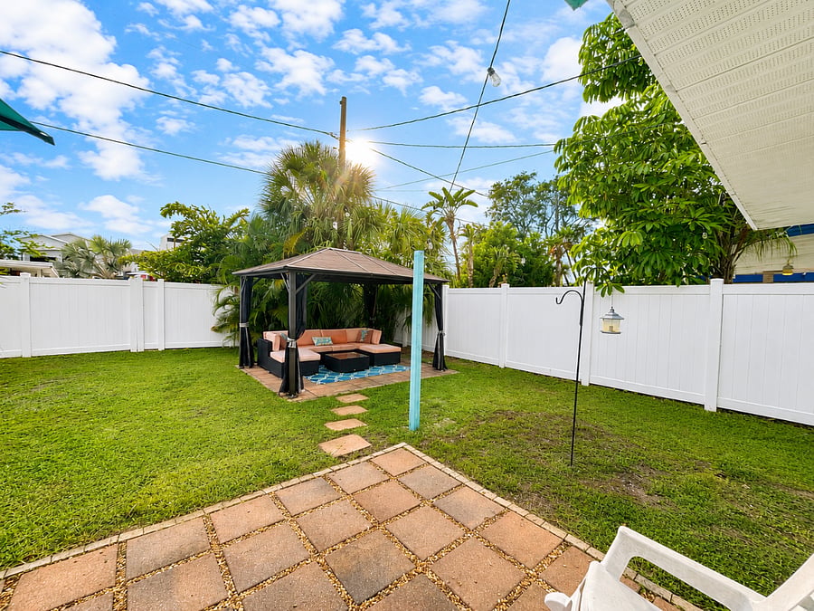 Furnished Finder property 997304_1 photo 14