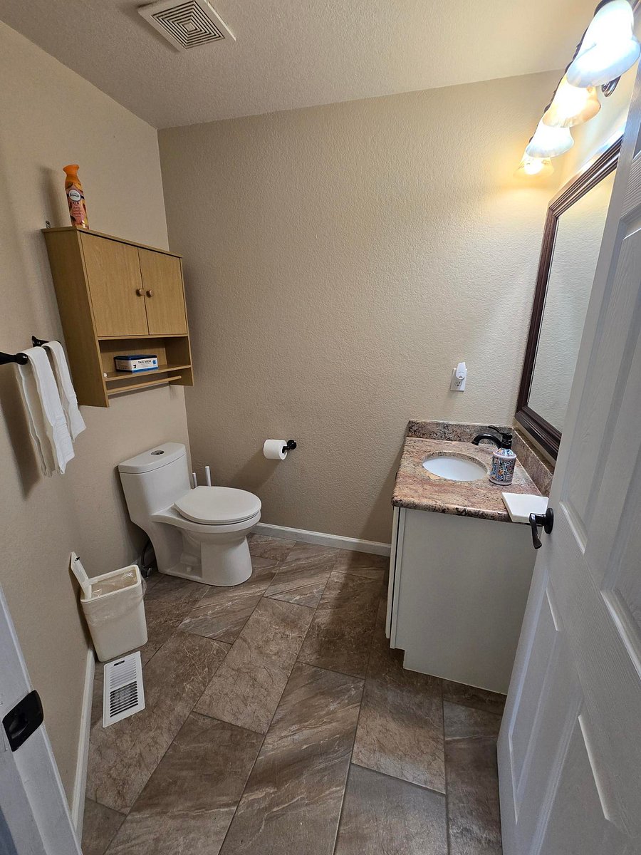 Furnished Finder property 997342_1 photo 23