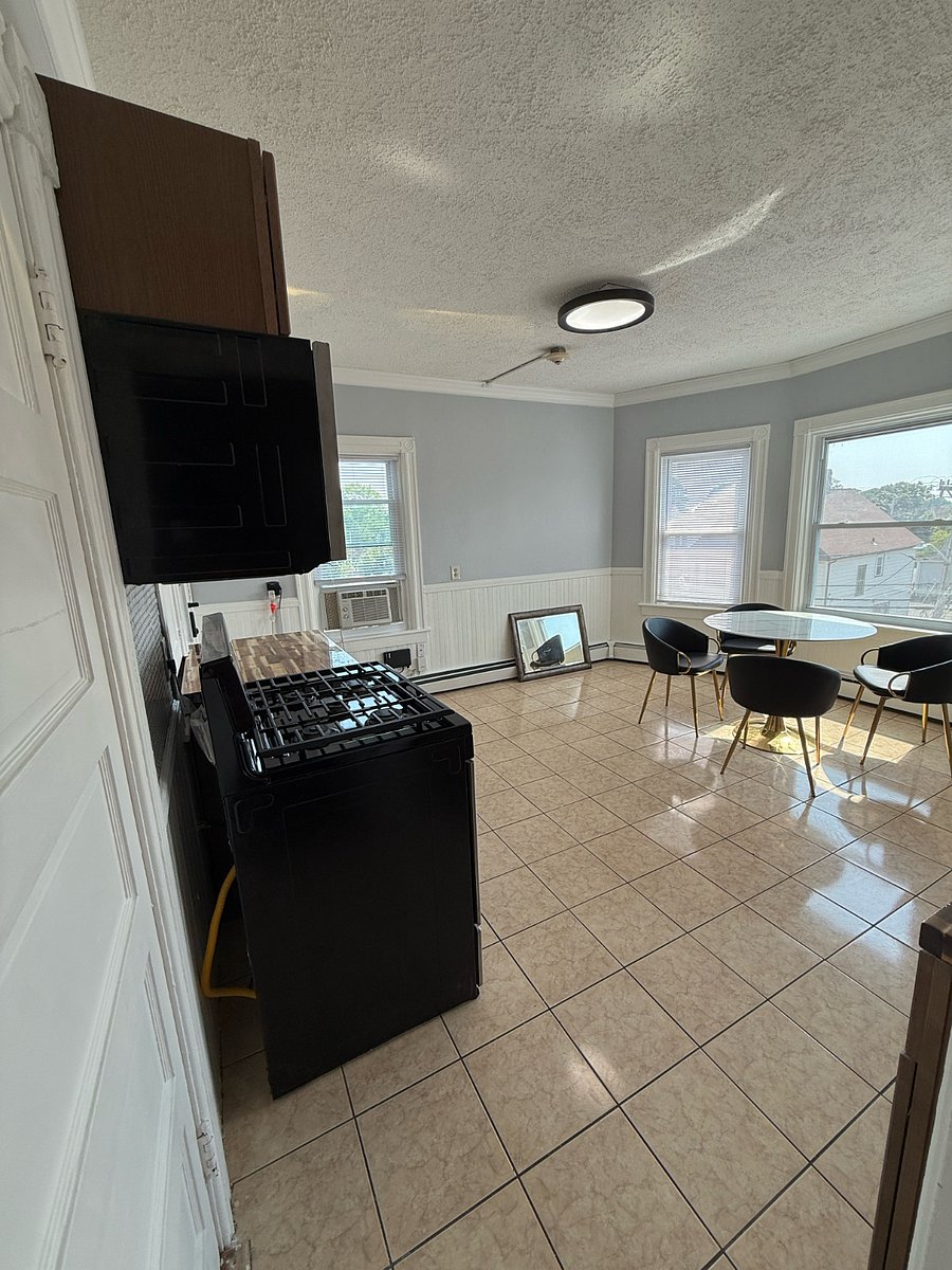 Furnished Finder property 997379_1 photo 7