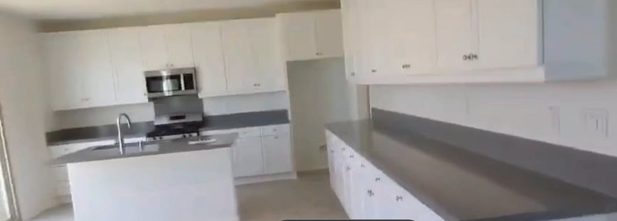 Furnished Finder property 997433_1 photo 3