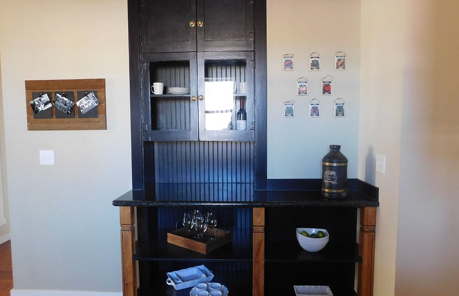 Original built in hutch