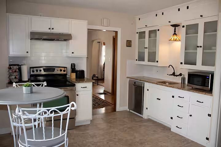 Furnished Finder property 997454_1 photo 12