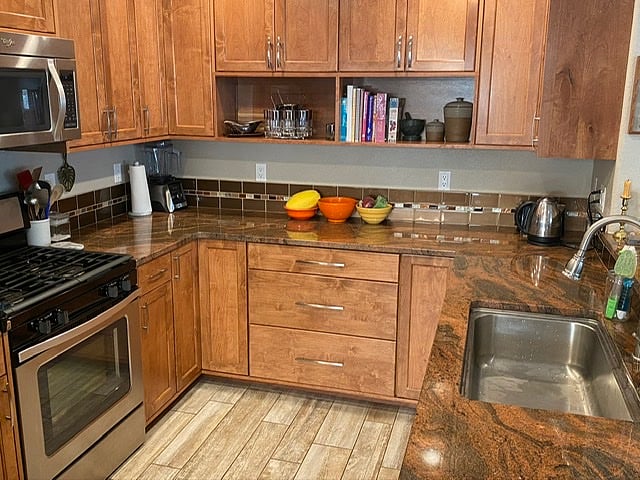 Furnished Finder property 997483_1 photo 3